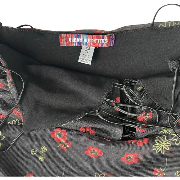 Urban Outfitters Black Floral Lace-Up Slip Dress (XS) - Picture 5 of 10